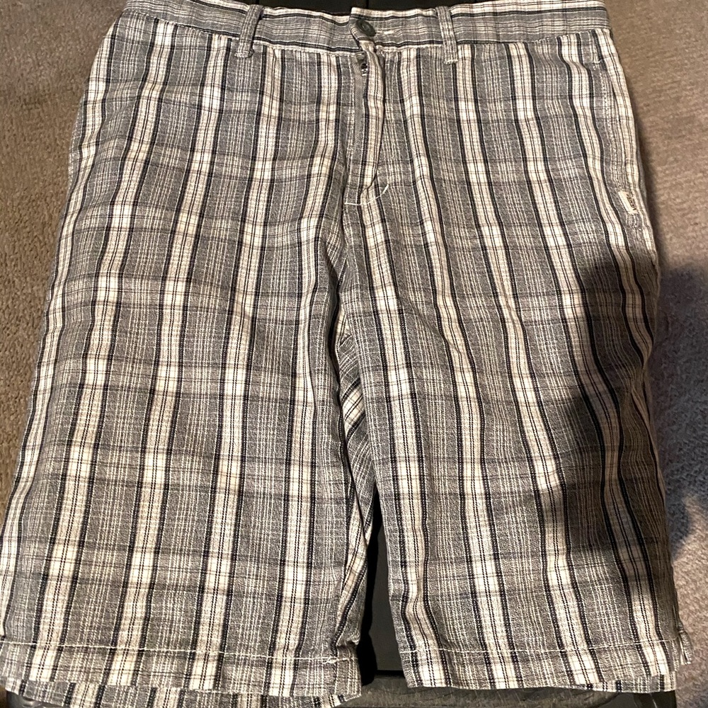 Vans ‘Van Doren collection’ shorts. size 30
